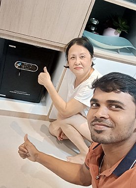 Adore-Singaporeans-Happy-customers-Image